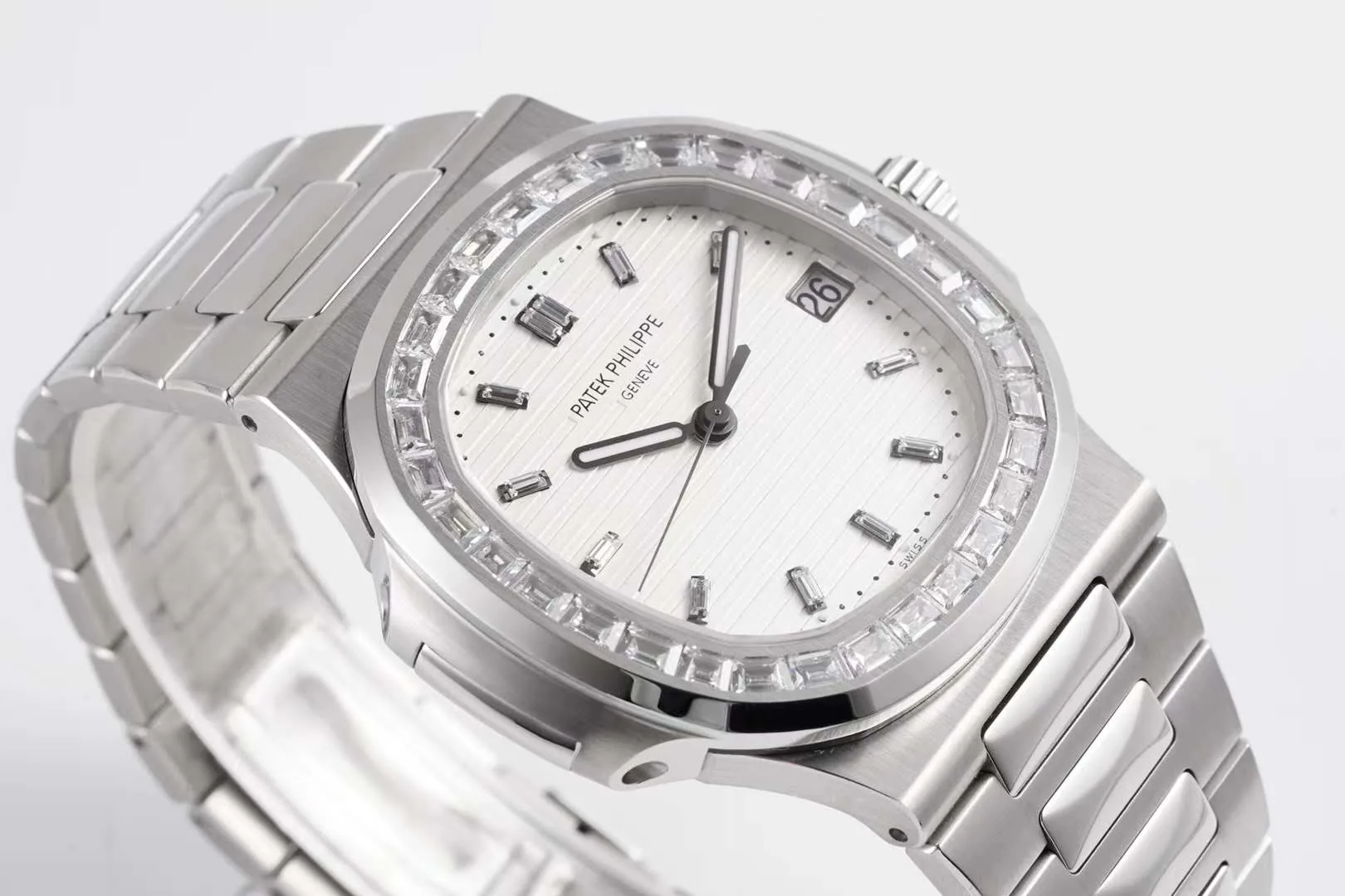 Nautilus Jumbo 5711/1A-011 cadran blanc lunette diamants – Image 5
