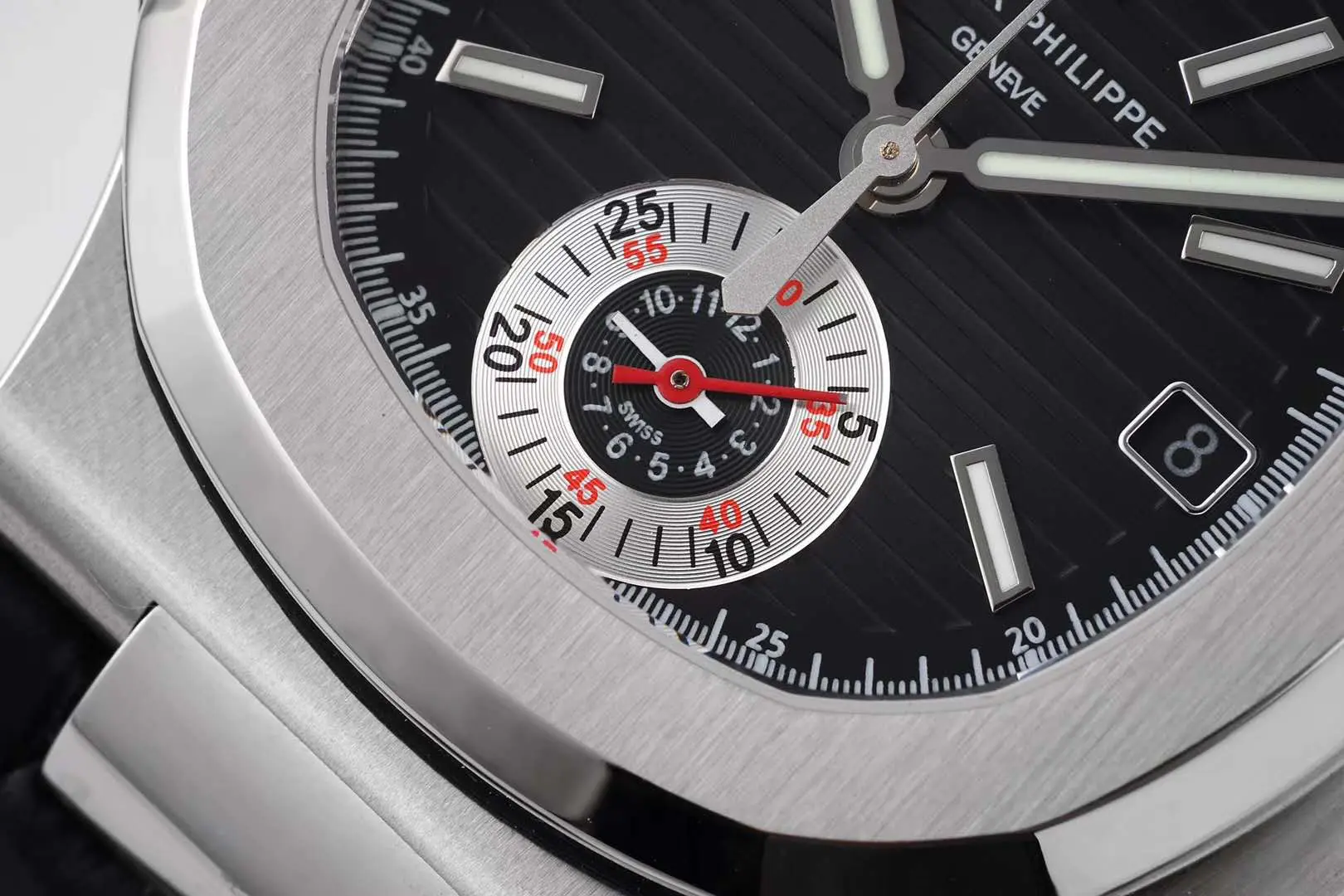 Nautilus 5980/1A-014 cadran noir en acier sur bracelet en cuir – Image 4