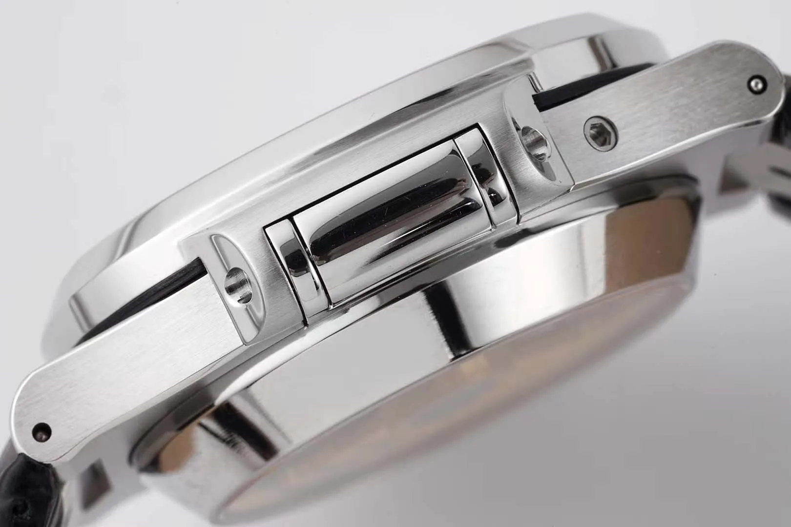 Nautilus 5980/1A-014 cadran noir en acier sur bracelet en cuir – Image 8