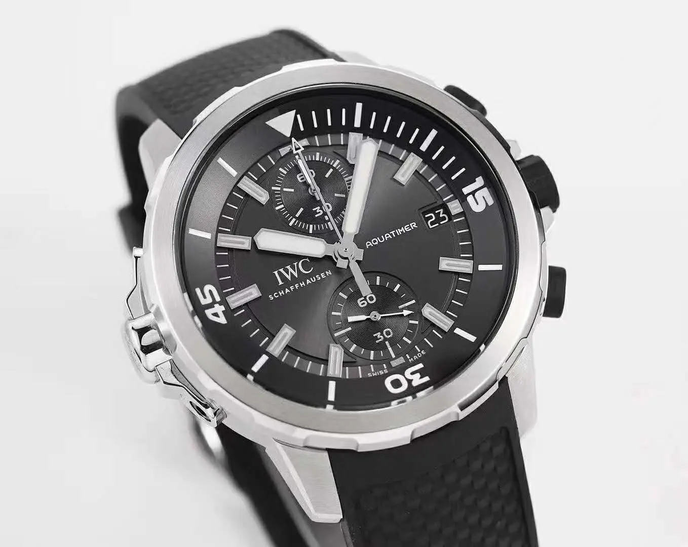 Aquatimer Chronograph Edition IW379506 „Sharks“ – Bild 6