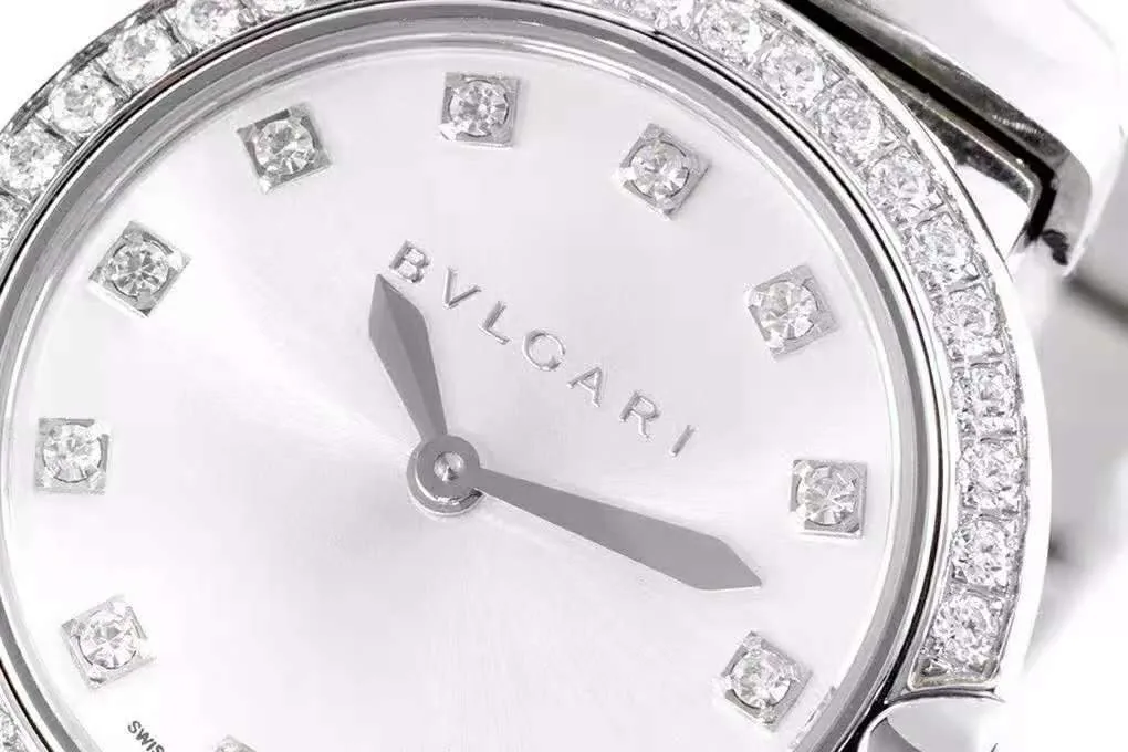 Lvcea MOP-Zifferblatt in Stahl mit Diamantlünette – Bild 5