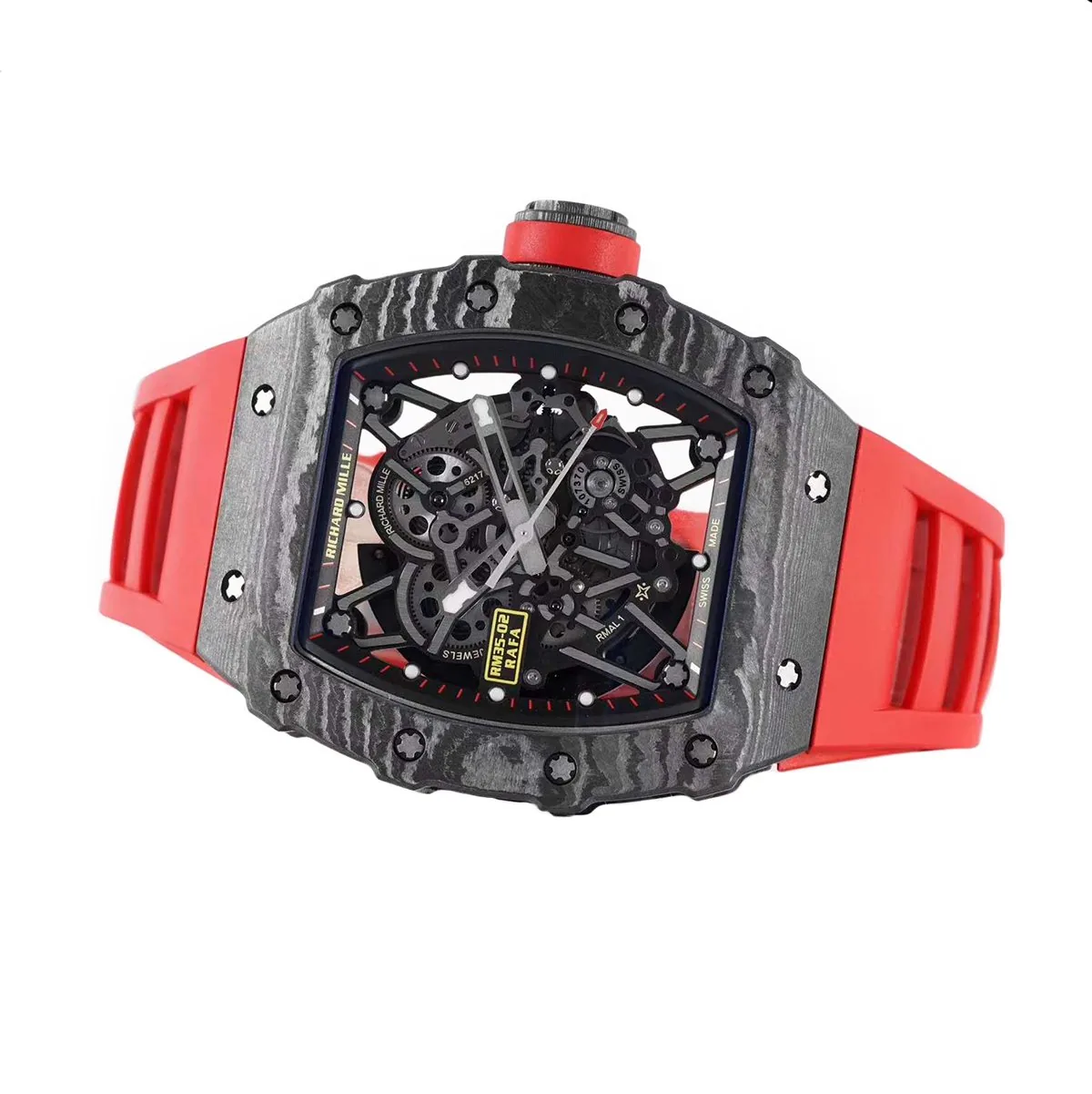 RM 035-02 Rafael Nadal carbone NTPT sur bracelet en caoutchouc rouge – Image 4