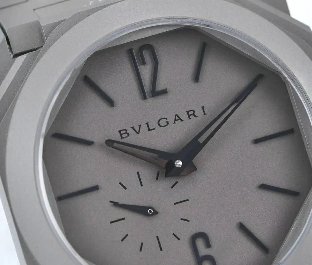 Octo Finissimo Grey Dial - Image 4