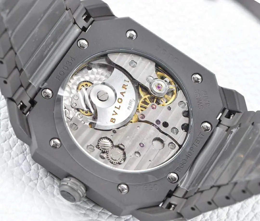 Octo Finissimo Grey Dial - Image 7