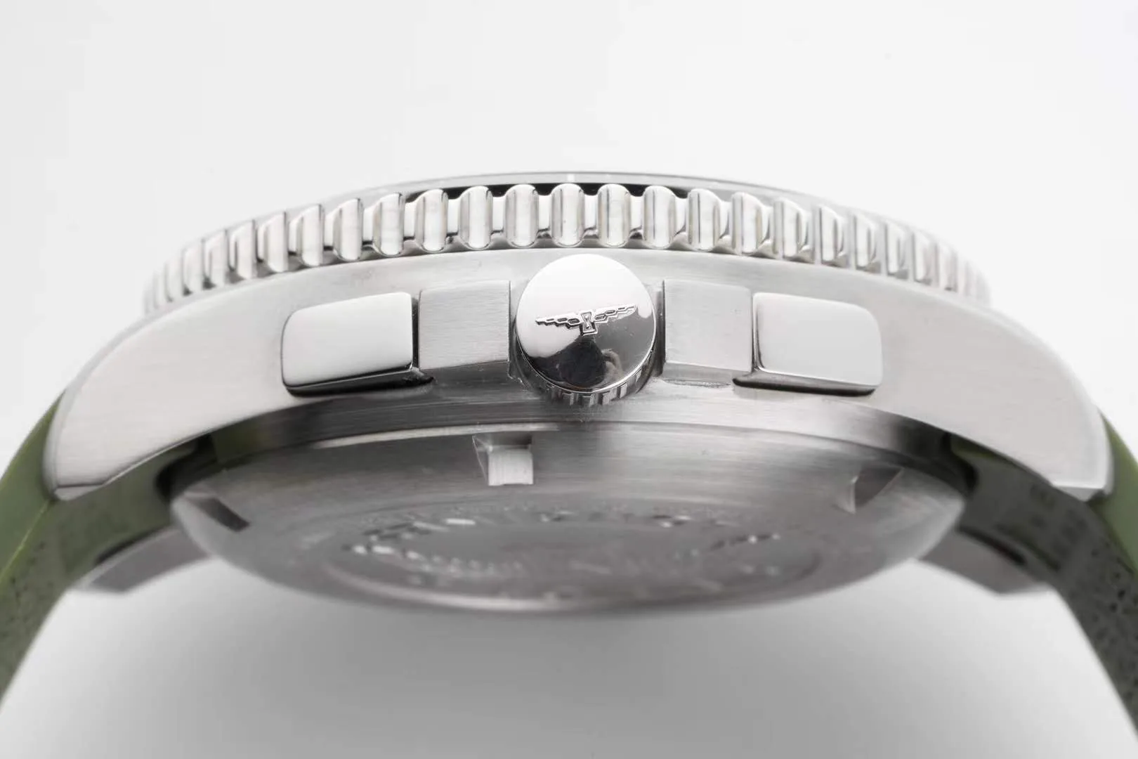 Hydroconquest cadran vert sur bracelet en caoutchouc – Image 9