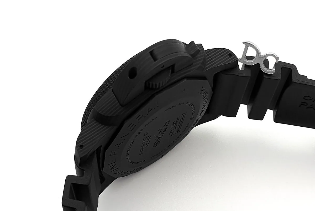 PAM960 Luminor Submersible Carbotech - Imagen 6