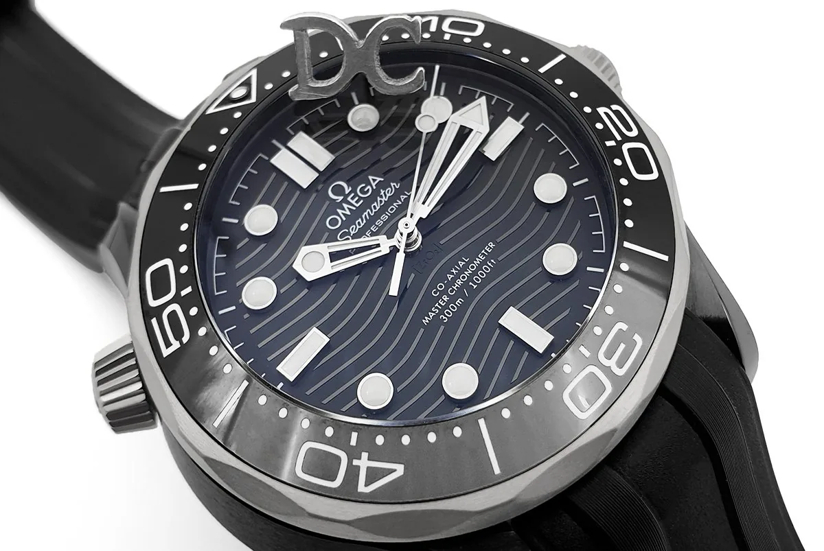 Seamaster Diver 300M Co-Axial Master Chronometer Black Dial 43.5mm on Black Rubber Strap - Image 3