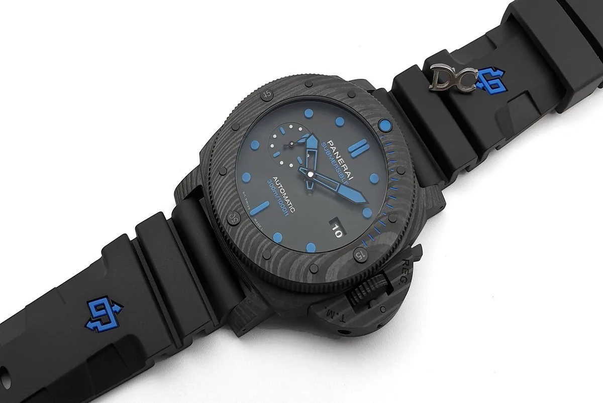 PAM1616 Luminor Submersible Carbotech – Image 2