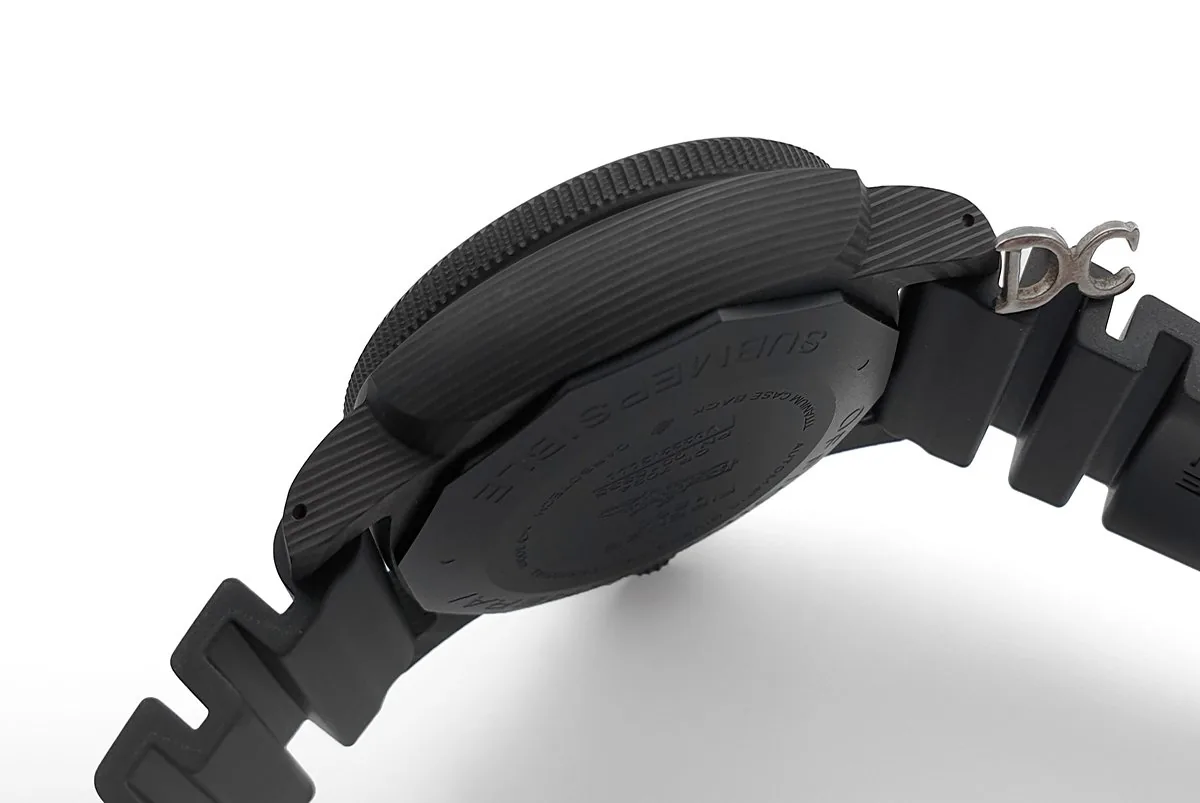 PAM1616 Luminor Submersible Carbotech – Image 12