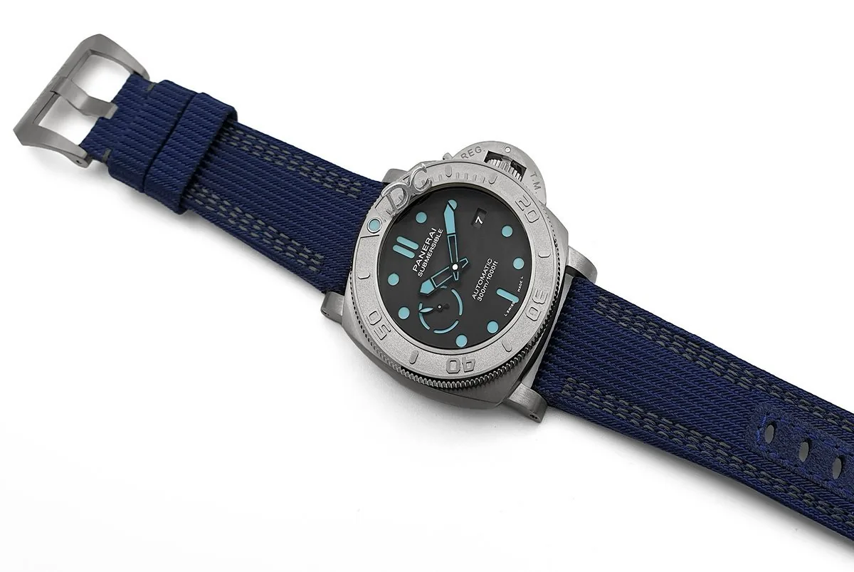 PAM985 Submersible Mike Horn Edition – Image 2
