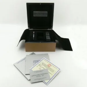 Panerai Box und Papiere