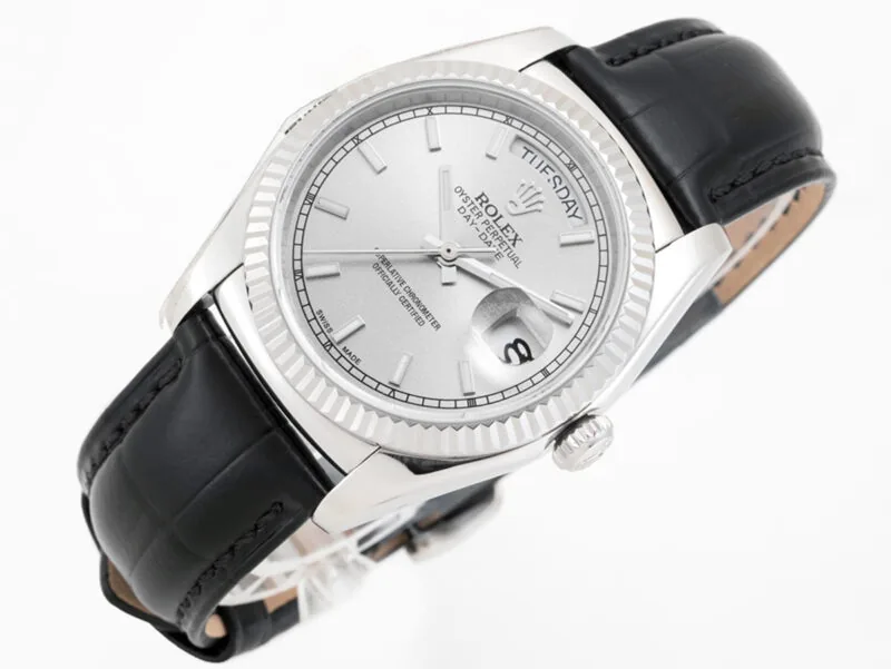 Day-Date 40 quadrante argento in oro bianco su cinturino in pelle - immagine 3