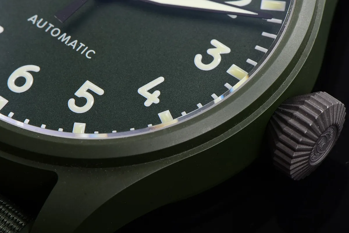Big Pilot’s Watch 43 IW329802 Top Gun Edition Woodland con correa de camuflaje - Imagen 5