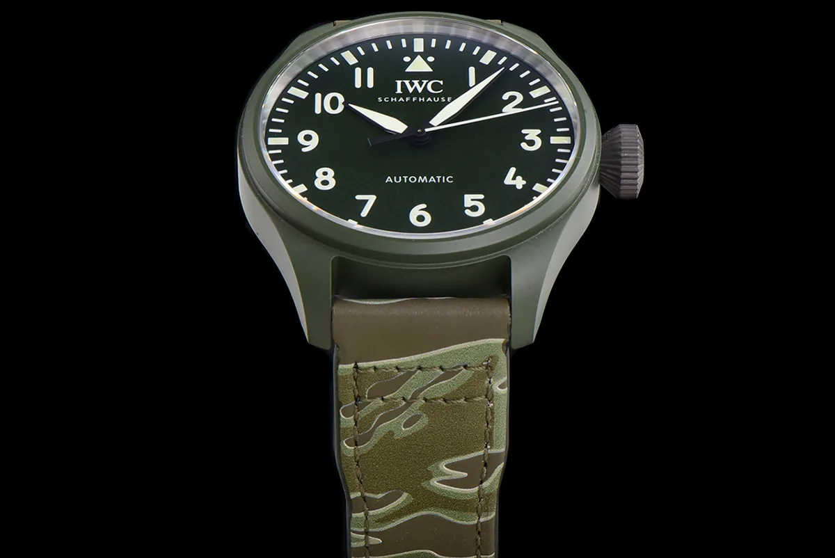 Big Pilot’s Watch 43 IW329802 Top Gun Edition Woodland con correa de camuflaje - Imagen 10