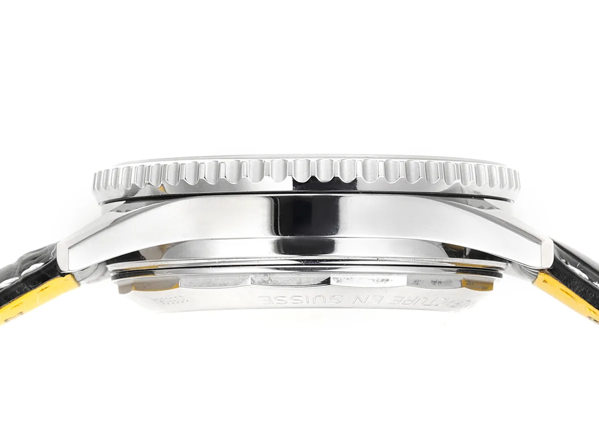 Navitimer B01 Chronograph 43 silbernes Zifferblatt in Stahl am Lederarmband Ref. AB0138241G1P1 – Bild 7