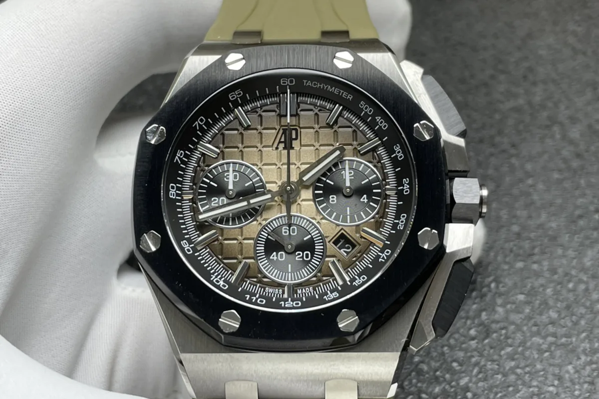 Royal Oak Offshore Novelty 43mm cadran marron clair fumé Réf. 26420SO.OO.A600CA.01 – Image 4