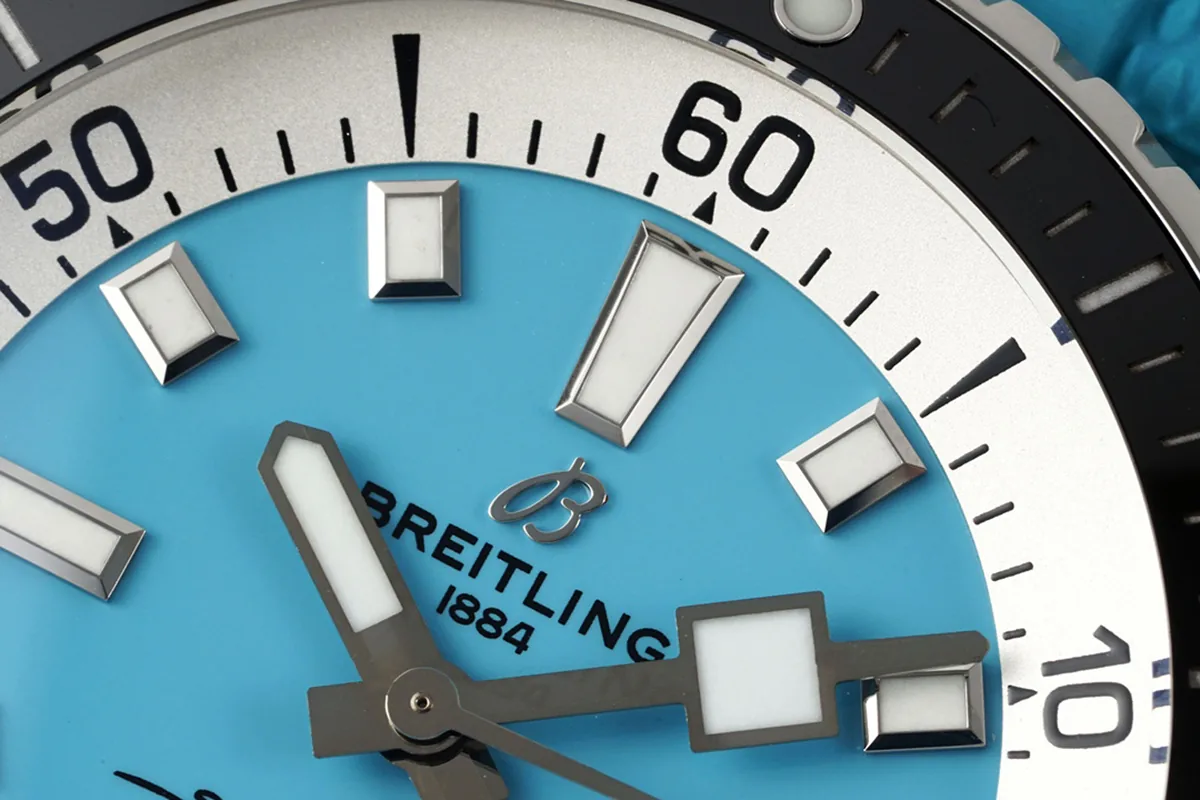 Superocean Automatic 44 esfera azul Tiffany Ref: A17376211L2S1 - Imagen 4