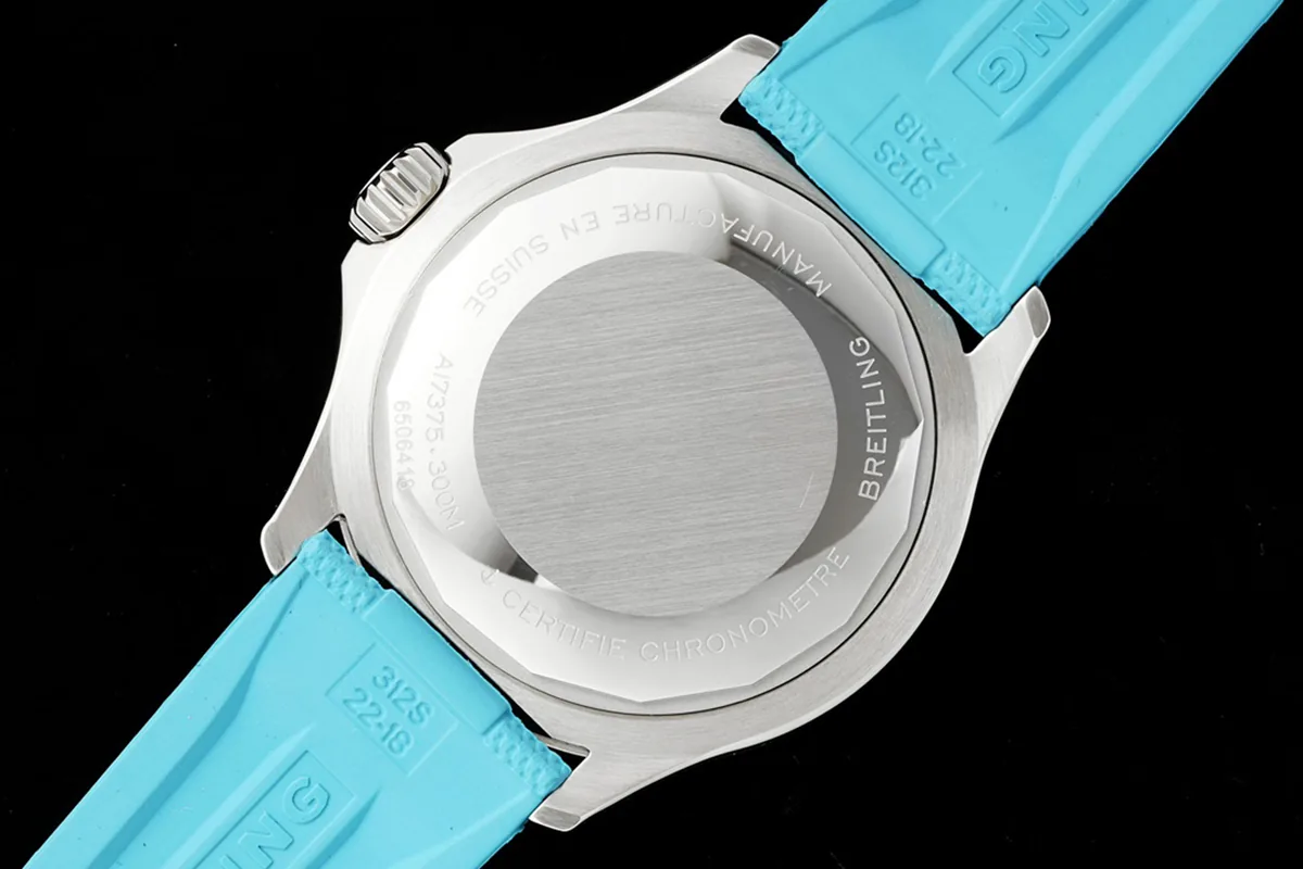 Superocean Automatic 44 esfera azul Tiffany Ref: A17376211L2S1 - Imagen 8