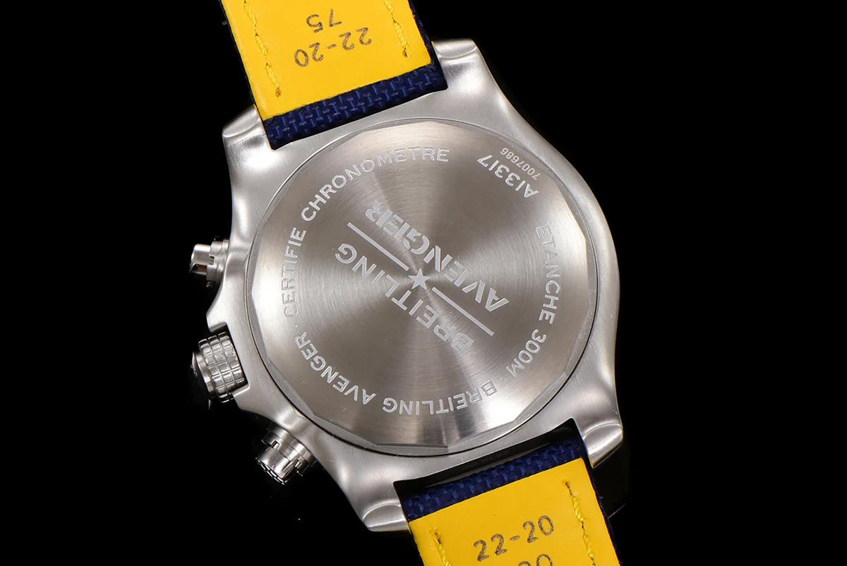 Avenger Bandit Blue Dial in Steel