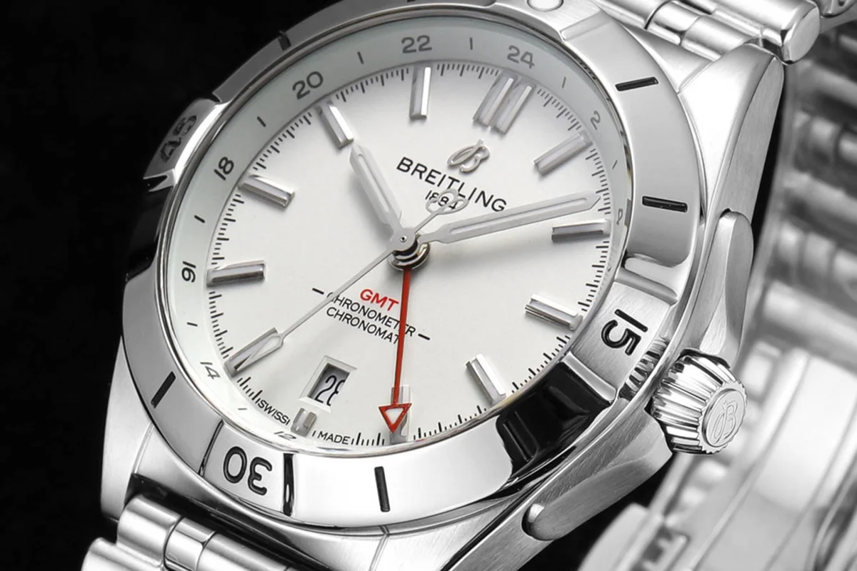 Chronomat Automatic GMT 40 White Dial Ref. A32398101A1A1
