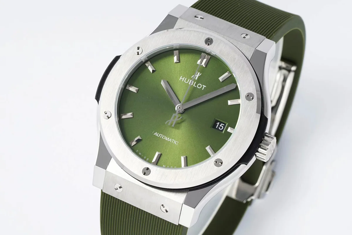 Classic Fusion Automatic 42mm Green Dial on Rubber Strap