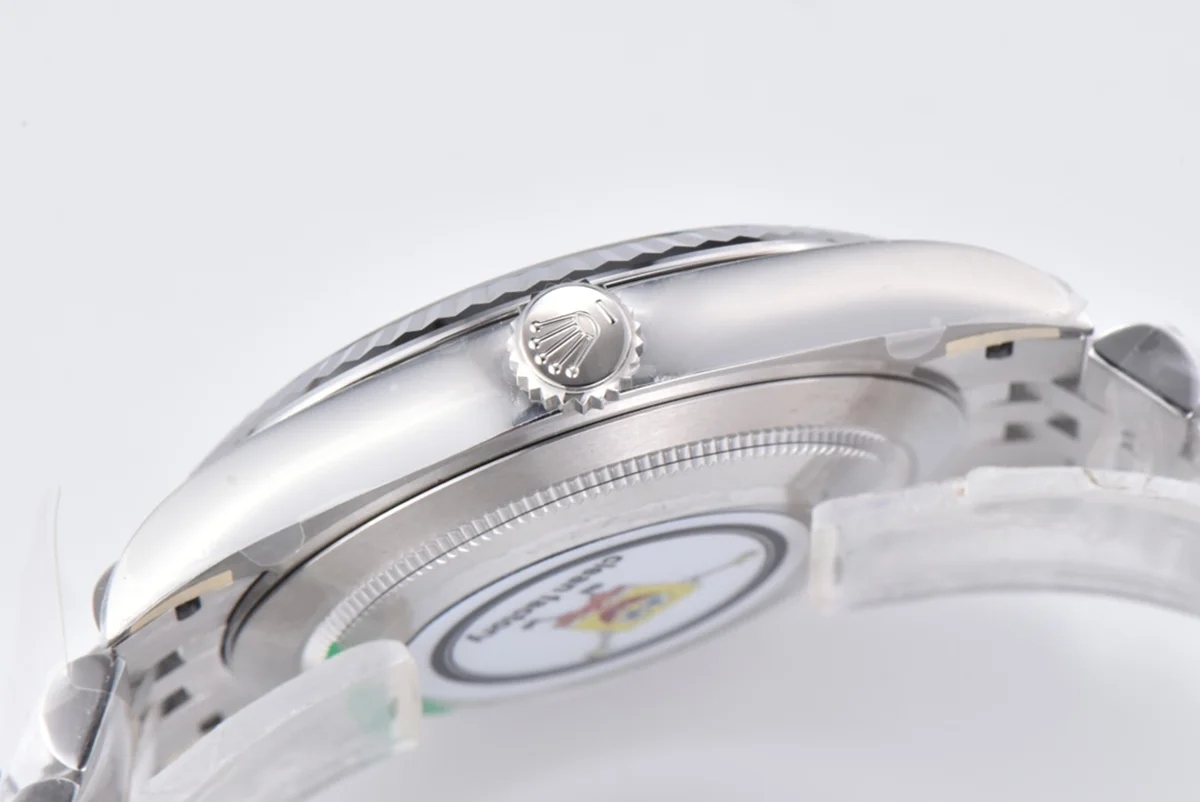 Datejust 41 126334 MOP Dial Diamond Markers on Jubilee Bracelet