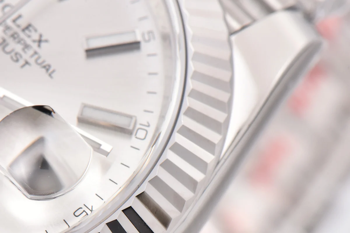 Datejust 41 126334 Silver Dial Stick Markers on Jubilee Bracelet