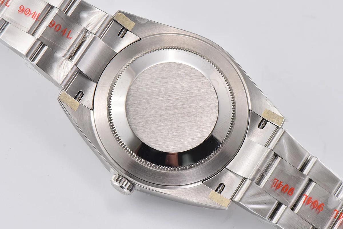 Datejust 41 126334 Silver Dial Stick Markers on Oyster Bracelet
