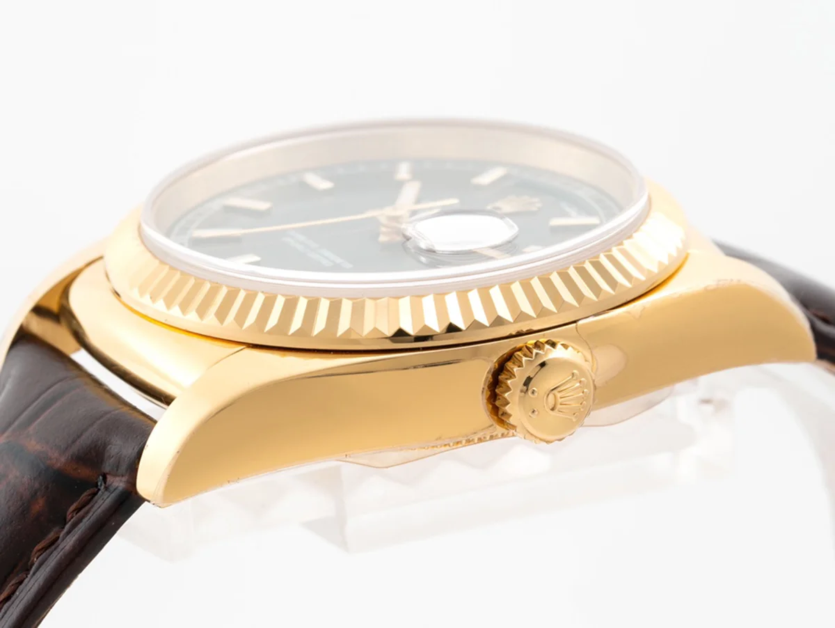Day-Date 36 Black Dial in Yellow Gold on Leather Strap