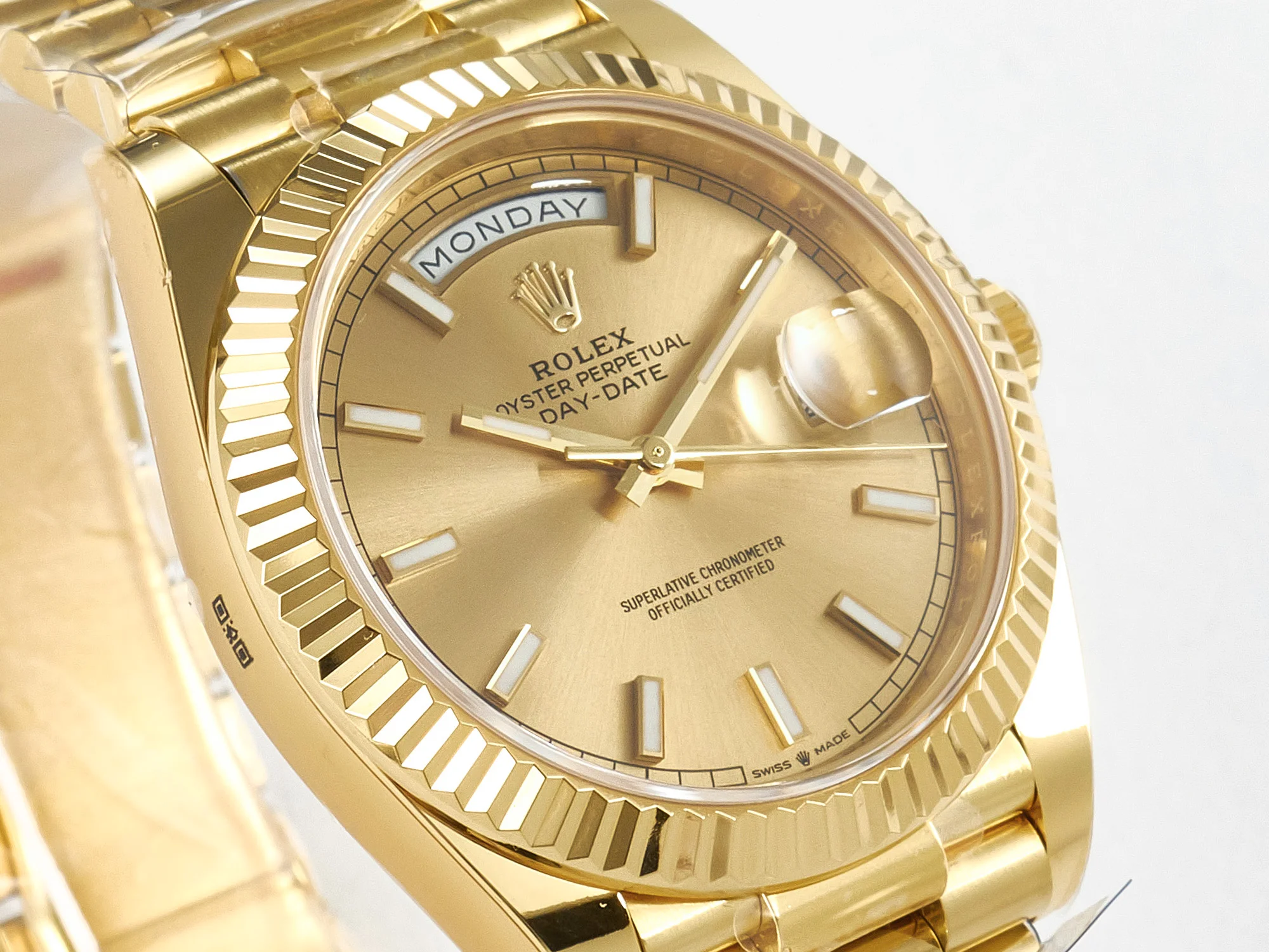 Day Date 40 228238 ARF 904L Steel Gold Stick Dial on President Bracelet VR3255