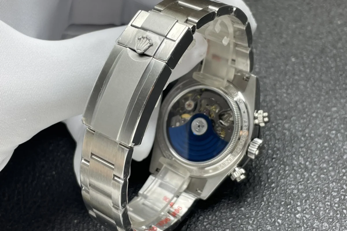 Daytona 116500 Scona Artisans de Genève Unveils Blue Dial in Steel