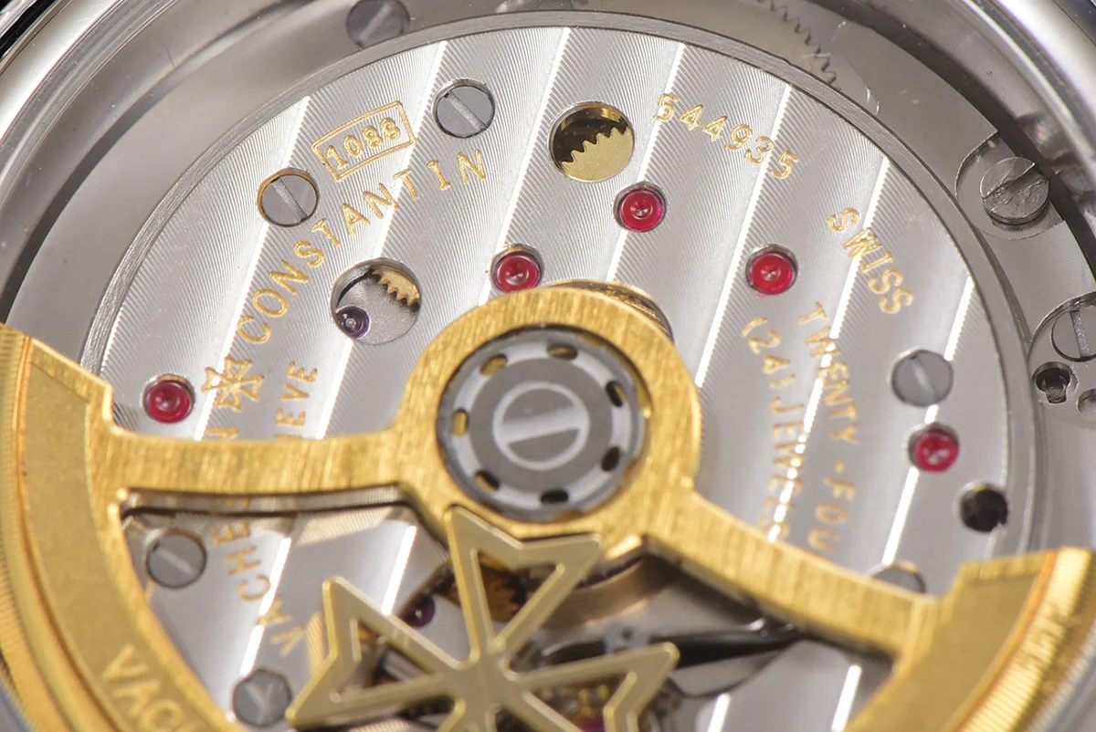 Egerie Muse White Dial in Steel