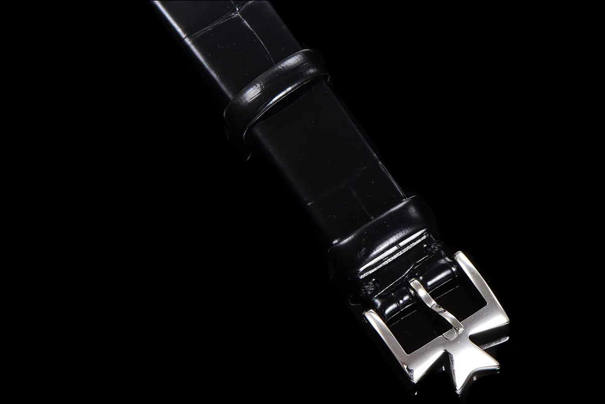 Egerie Muse White Dial in Steel
