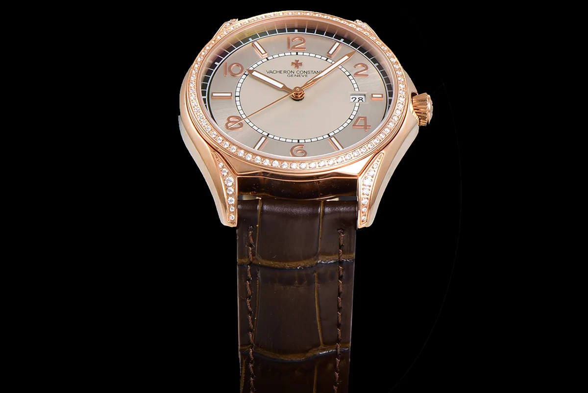 Fiftysix Creme Dial with Diamond Bezel in Pink Gold Ref: 4600E