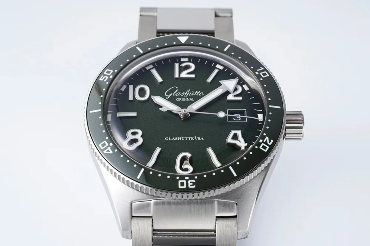 Glashütte Original SeaQ 1-39-11-13-83-70