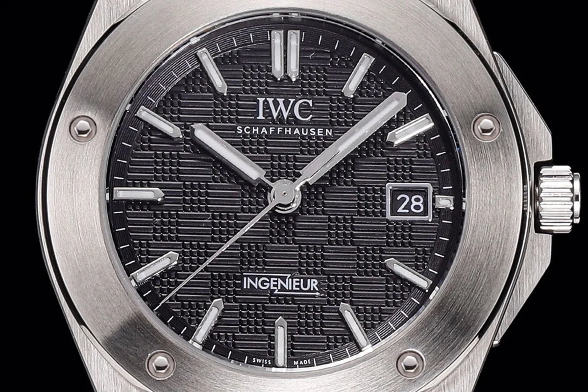 Ingenieur IW328901 Black Dial Automatic 40