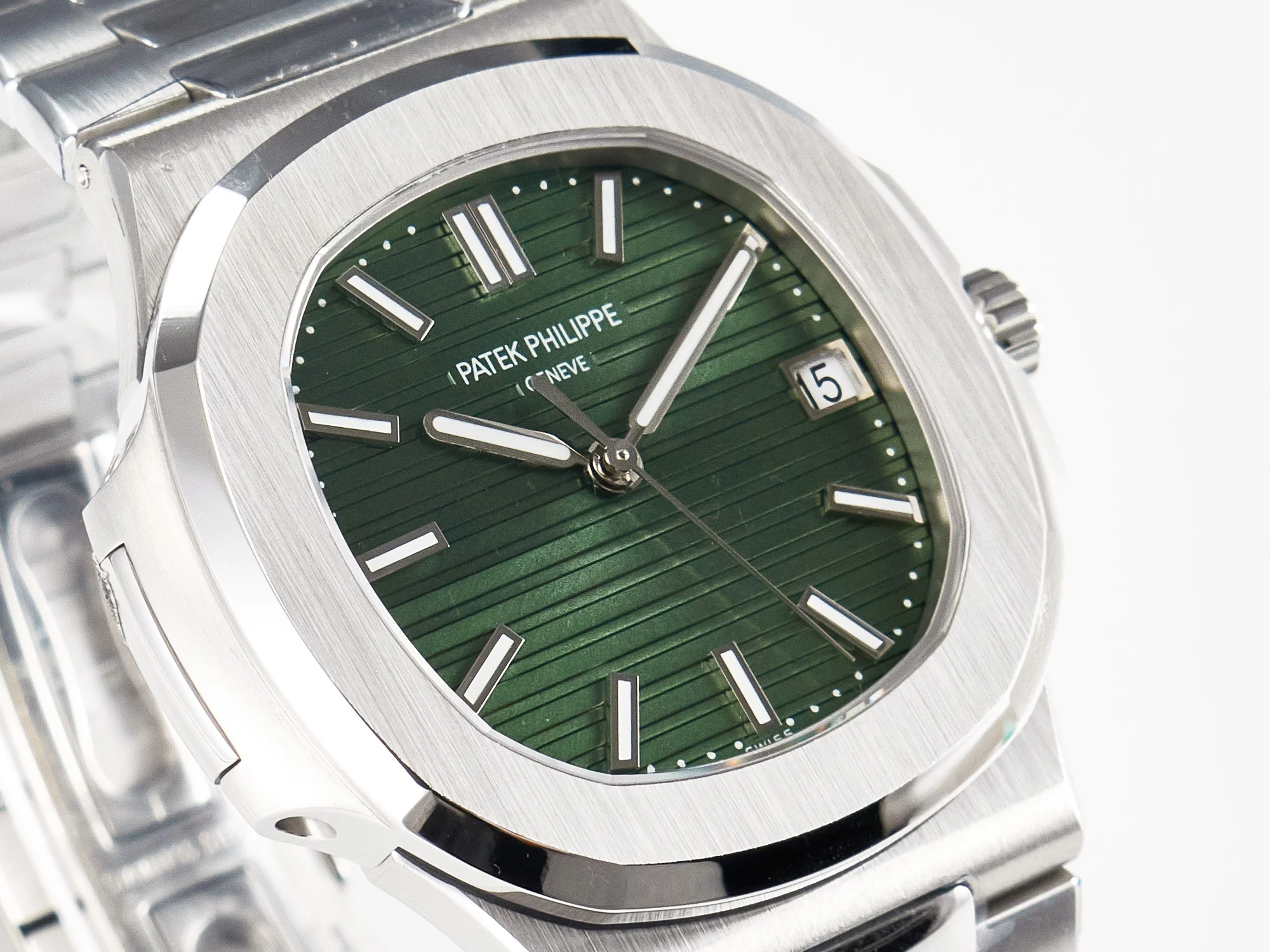 Nautilus 5711/1A 3KF 1:1 Best Edition Green Dial on SS Bracelet A324 Super Clone V2
