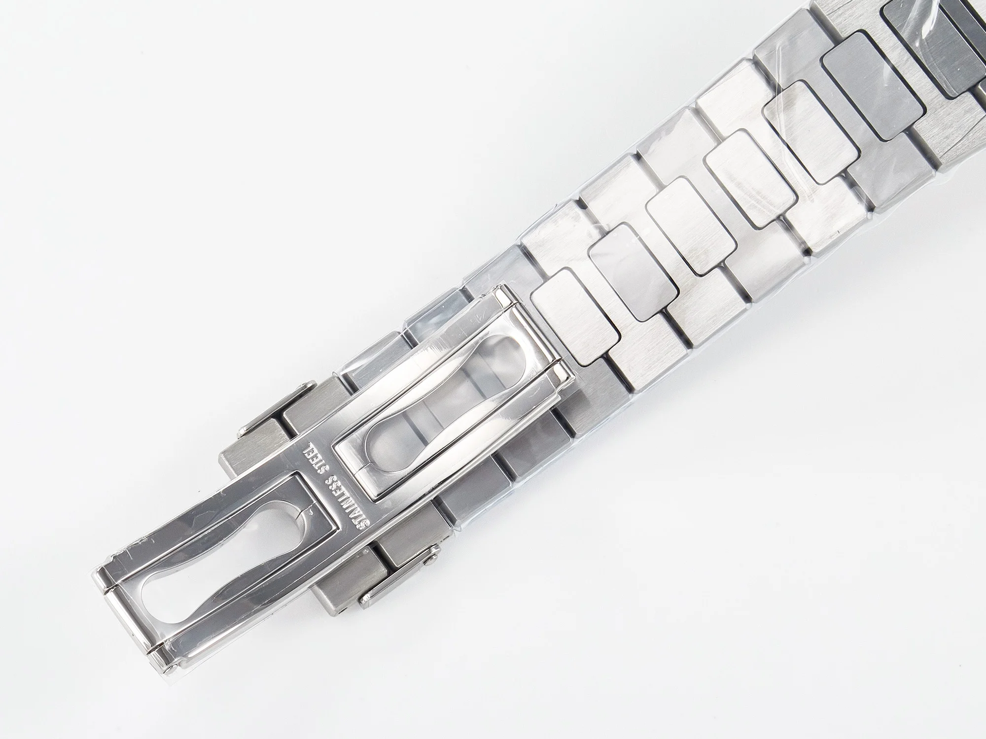Nautilus 5711/1A 3KF 1:1 Best Edition Green Dial on SS Bracelet A324 Super Clone V2