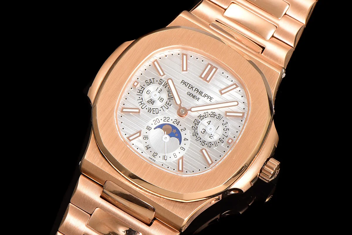 Nautilus 5740 White Dial in Rose Gold