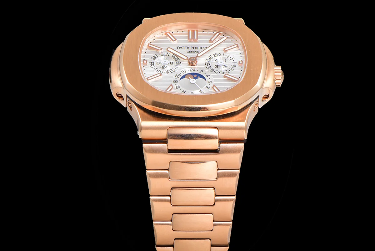 Nautilus 5740 White Dial in Rose Gold