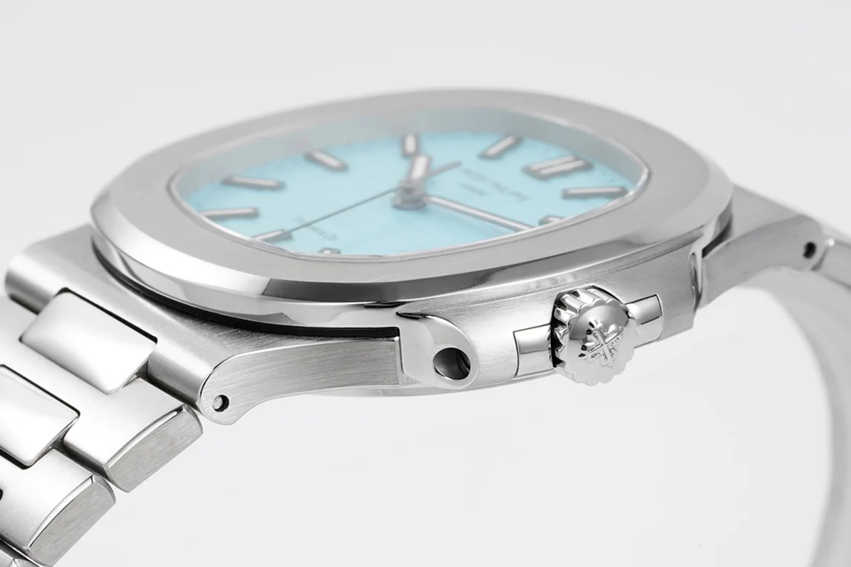 Nautilus Jumbo 5711/1A-018 Tiffany Blue Dial