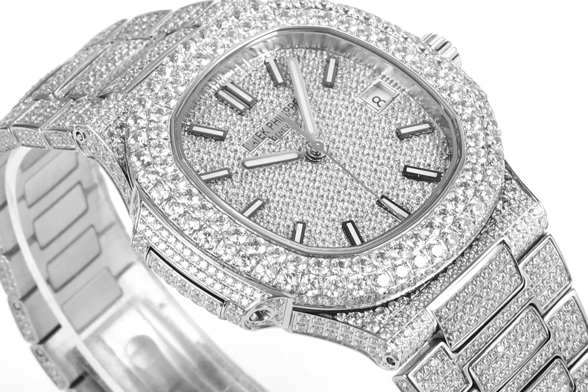 Nautilus Jumbo 5711 Diamond Dial with Diamond Bezel with Paved Diamonds in White Gold