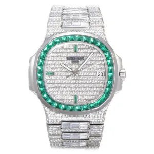 Nautilus Jumbo 5711 Diamond Dial with Green Diamond Bezel in Paved Diamonds
