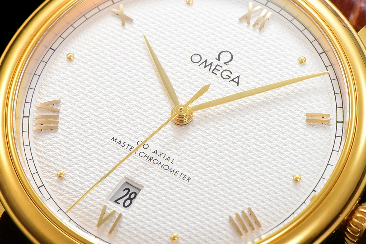 Omega De Ville Prestige Co‑Axial Master Chronometer 40mm White Dial in Yellow Gold