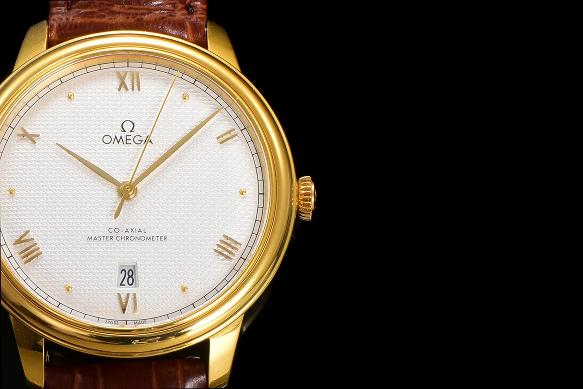 Omega De Ville Prestige Co‑Axial Master Chronometer 40mm White Dial in Yellow Gold