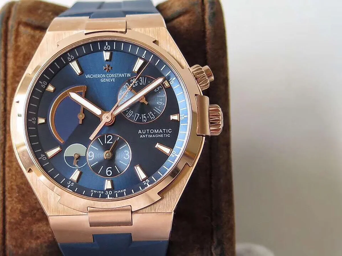 Overseas Dual Time Blue Dial in Rose Gold on Rubber Strap