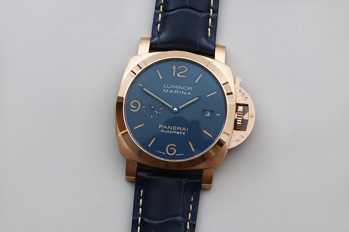 PAM1114 Luminor Marina Goldtech™ 44mm