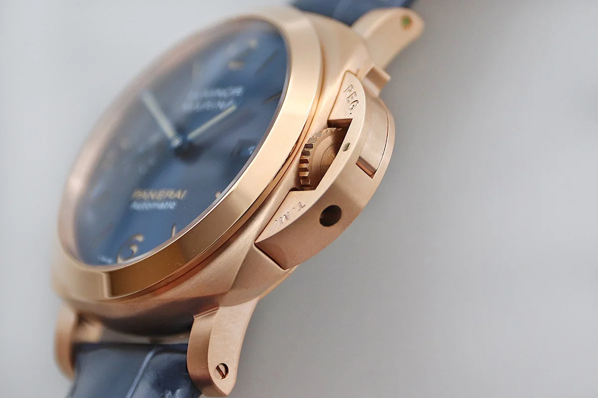 PAM1114 Luminor Marina Goldtech™ 44mm