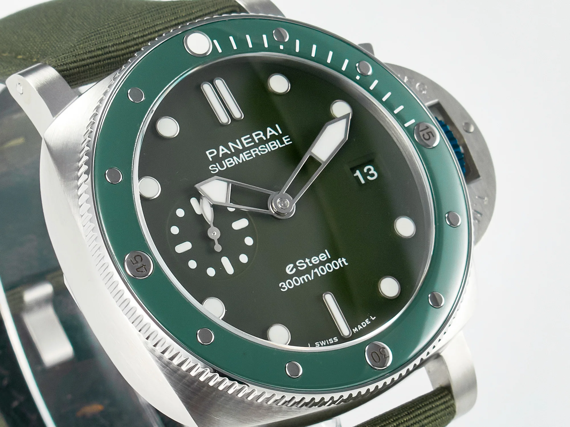 PAM1287 V TTF 1:1 Best Edition Green Dial on Green Nylon Strap P900