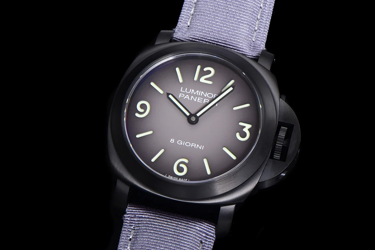 PAM2121 Luminor Geneva Boutique Special Edition 44mm